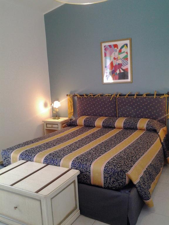 Hotel Su Giudeu Chia Zewnętrze zdjęcie